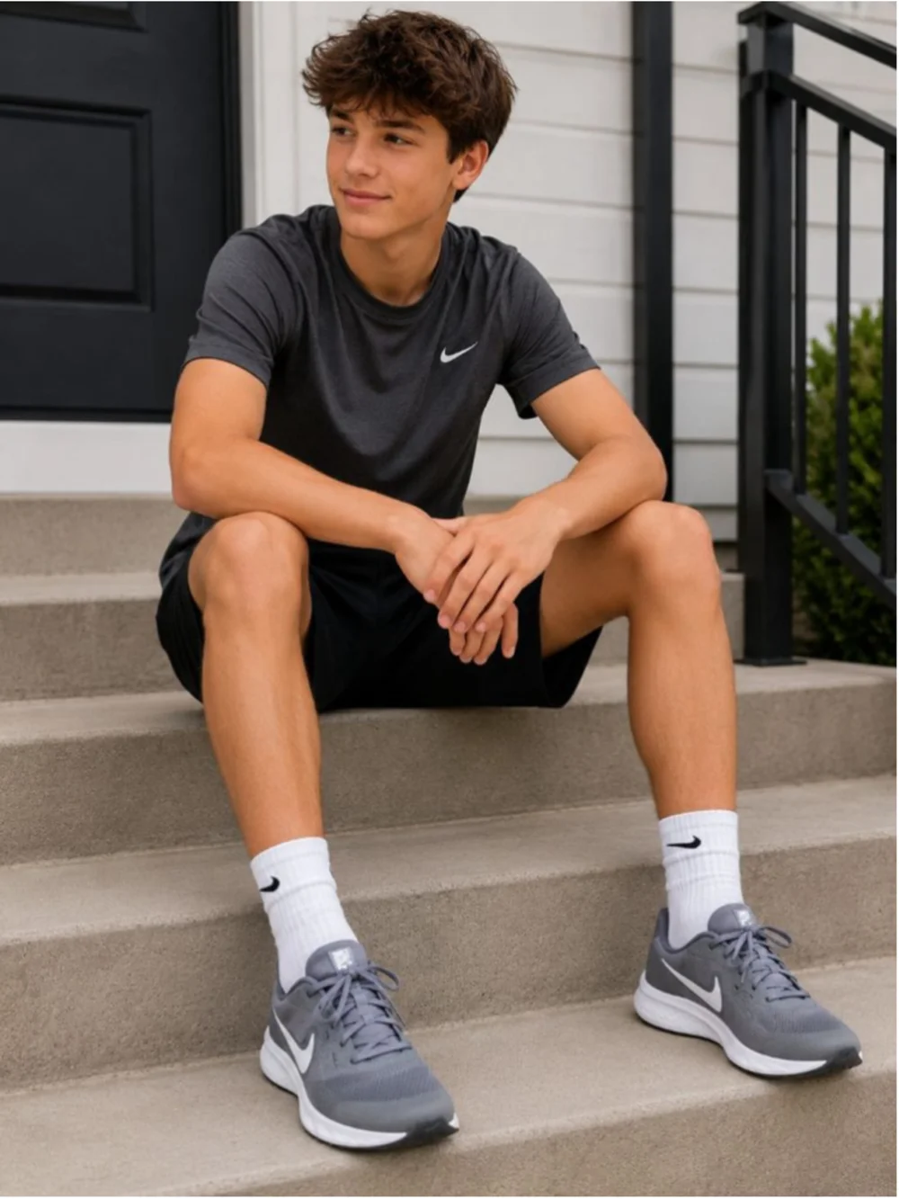 Nike Revolution 5 GS Running Shoes – Youth 6.5Y – Gray/White